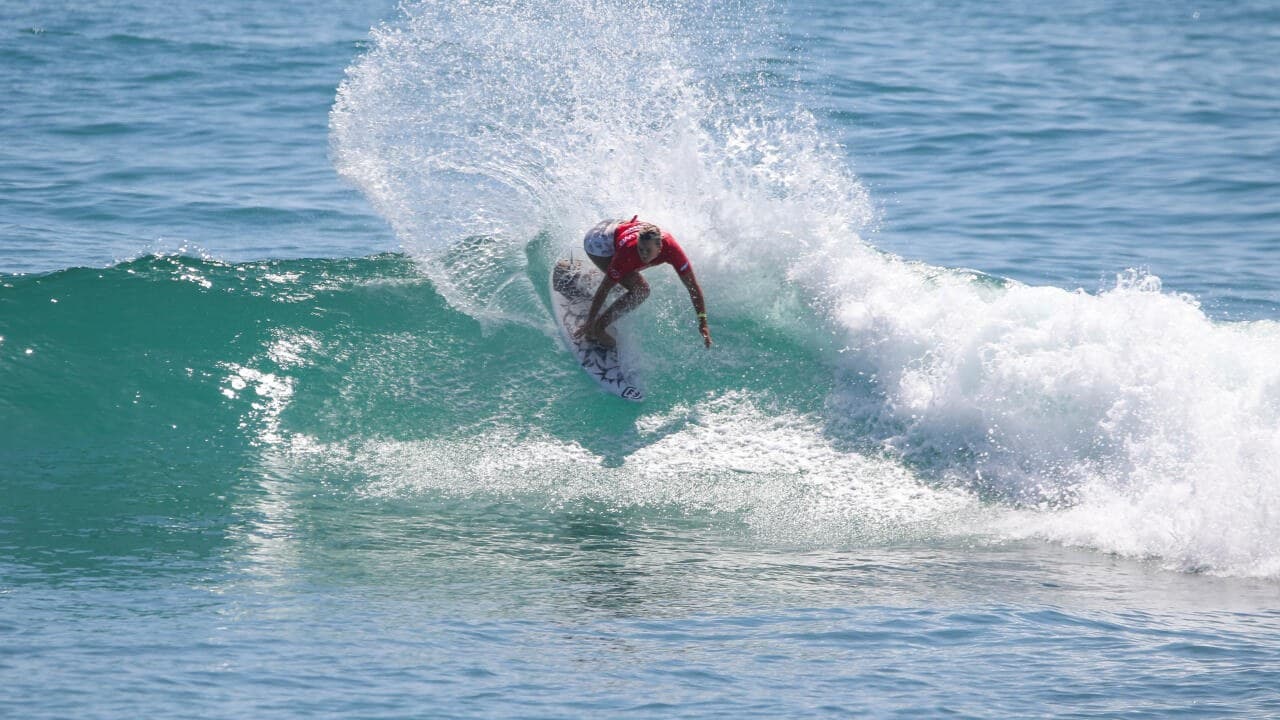 Финальный день Super Girl Surf Festival в Оушенсайде